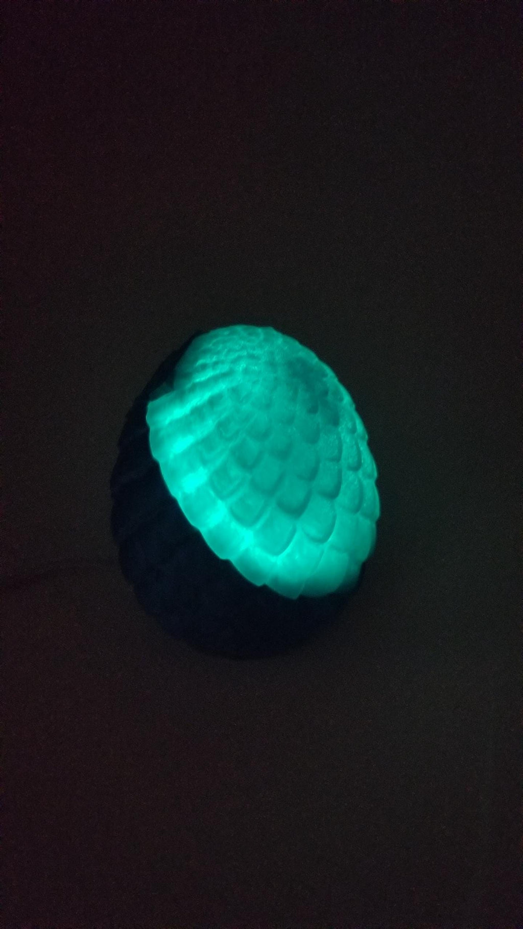 Dragon Egg Magnetic Wireless Phone Charger Stand