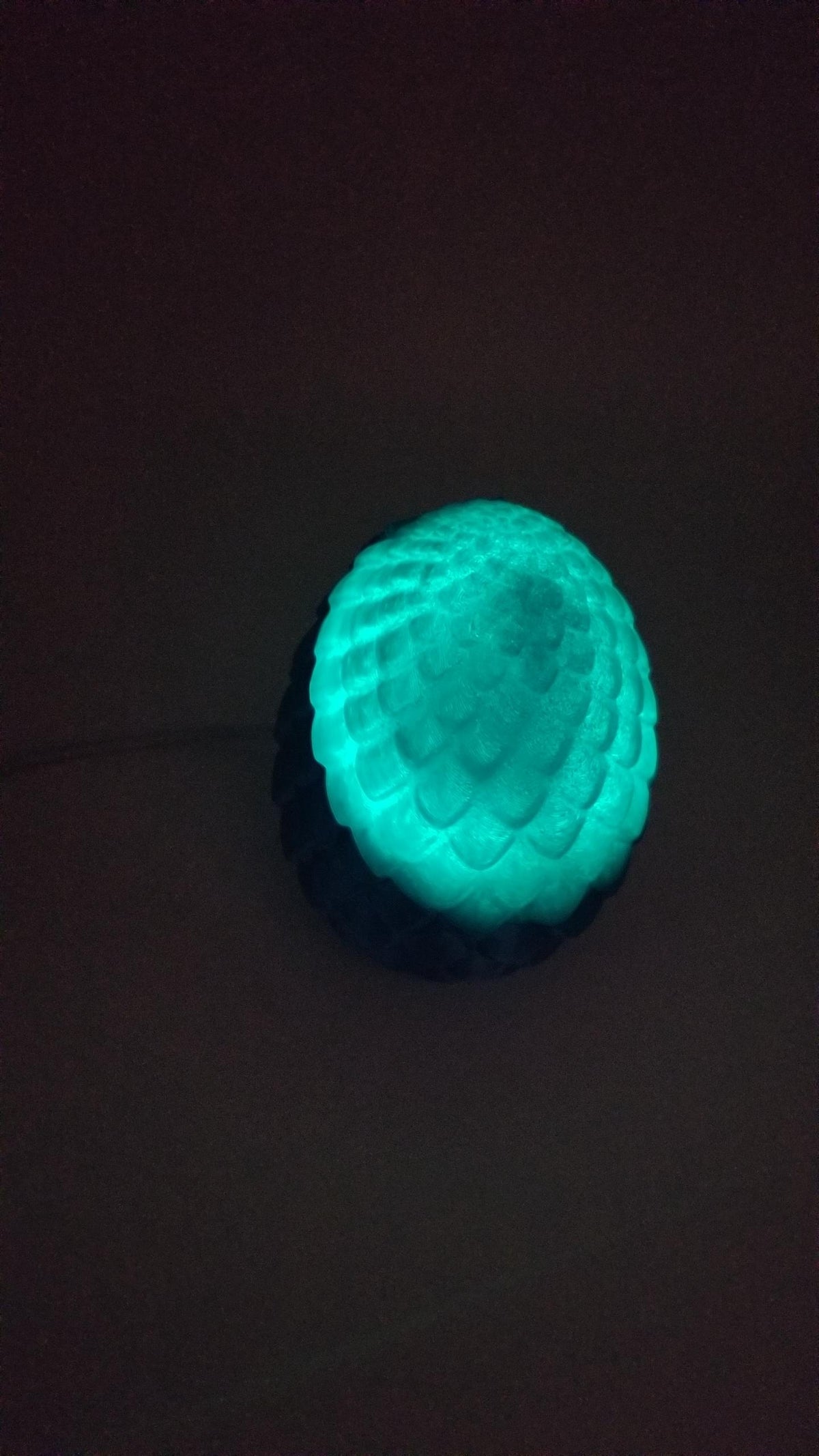 Dragon Egg Magnetic Wireless Phone Charger Stand